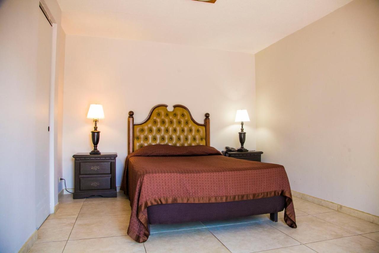 Hotel Cosmos Don Carlos Mexicali Exterior photo