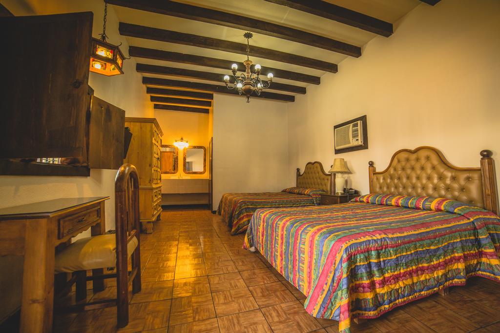 Hotel Cosmos Don Carlos Mexicali Exterior photo